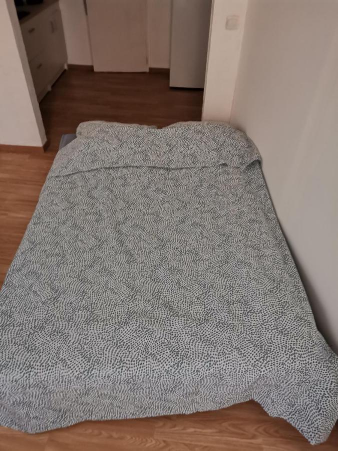 נרבון Studio Au Coeur Du Quartier Historique מראה חיצוני תמונה